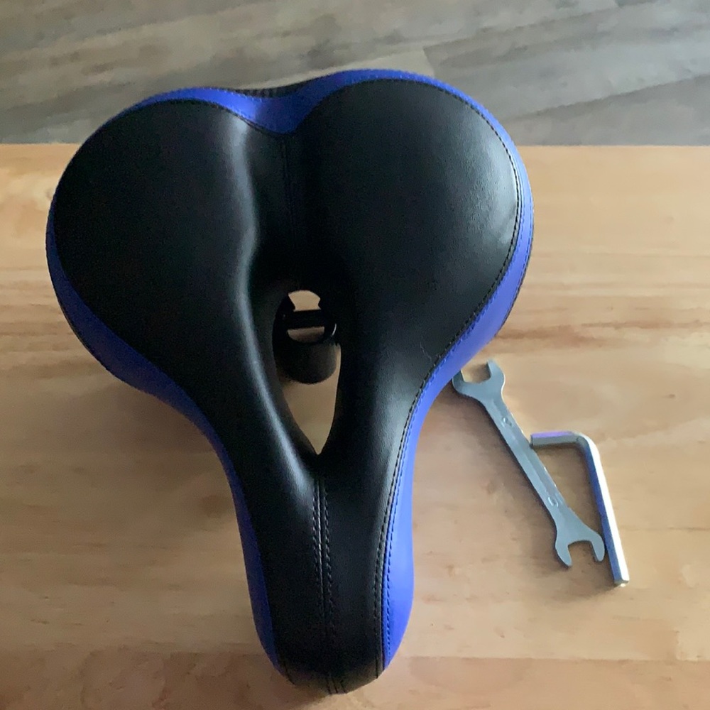 Bike seat new never been used